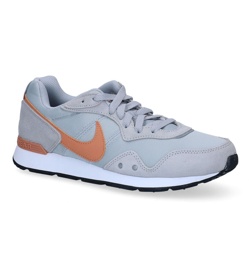 Nike Venture Runner Baskets en Blanc pour hommes (325149) - pour semelles orthopédiques