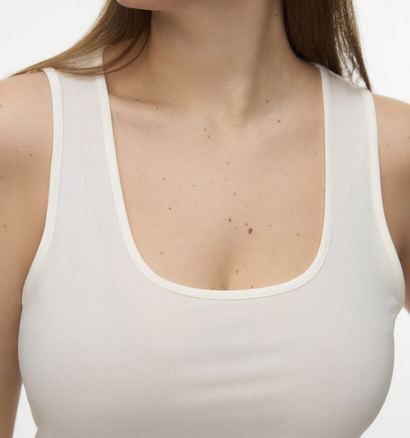 Vero Moda Curve Kylie Tank Top D&eacute;bardeur en Blanc pour femmes (369318)