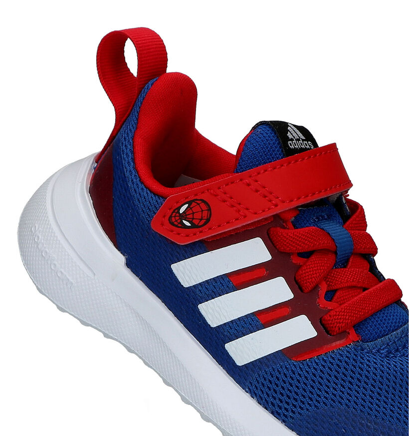 adidas Fortarun 2.0 Spiderman Baskets en Bleu pour garçons (318806)