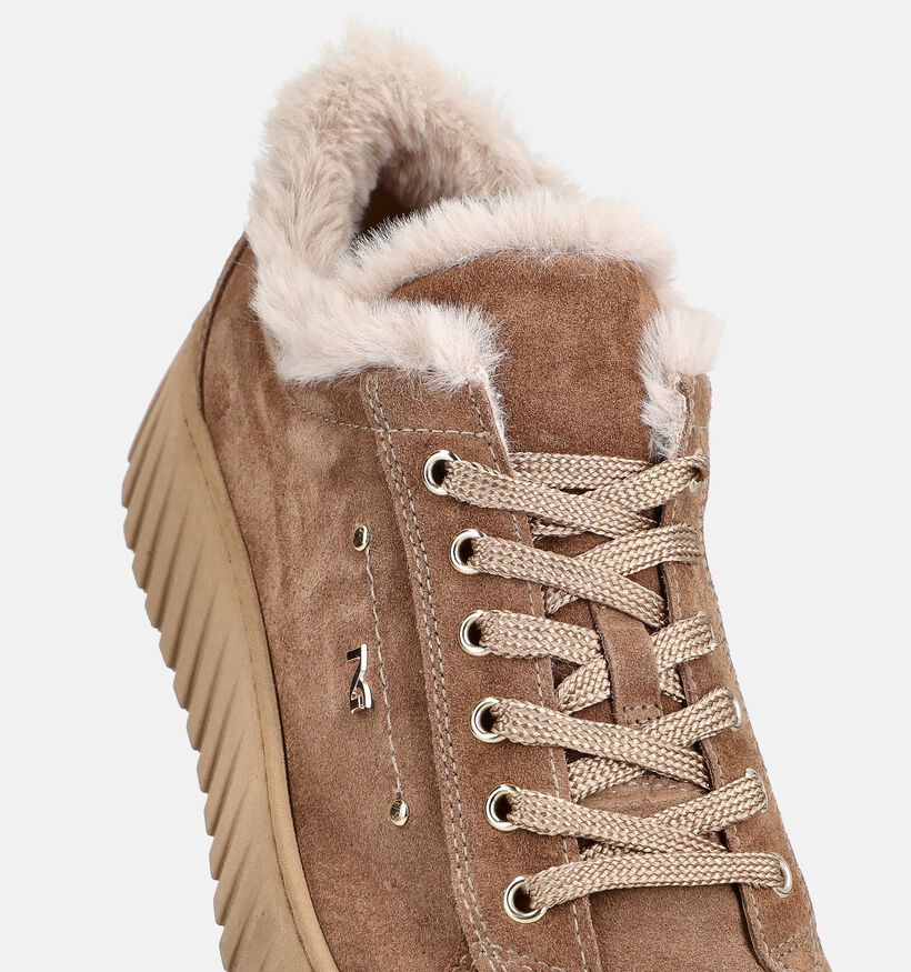 NeroGiardini Donkerbeige Sneakers voor dames (377873) - geschikt voor steunzolen