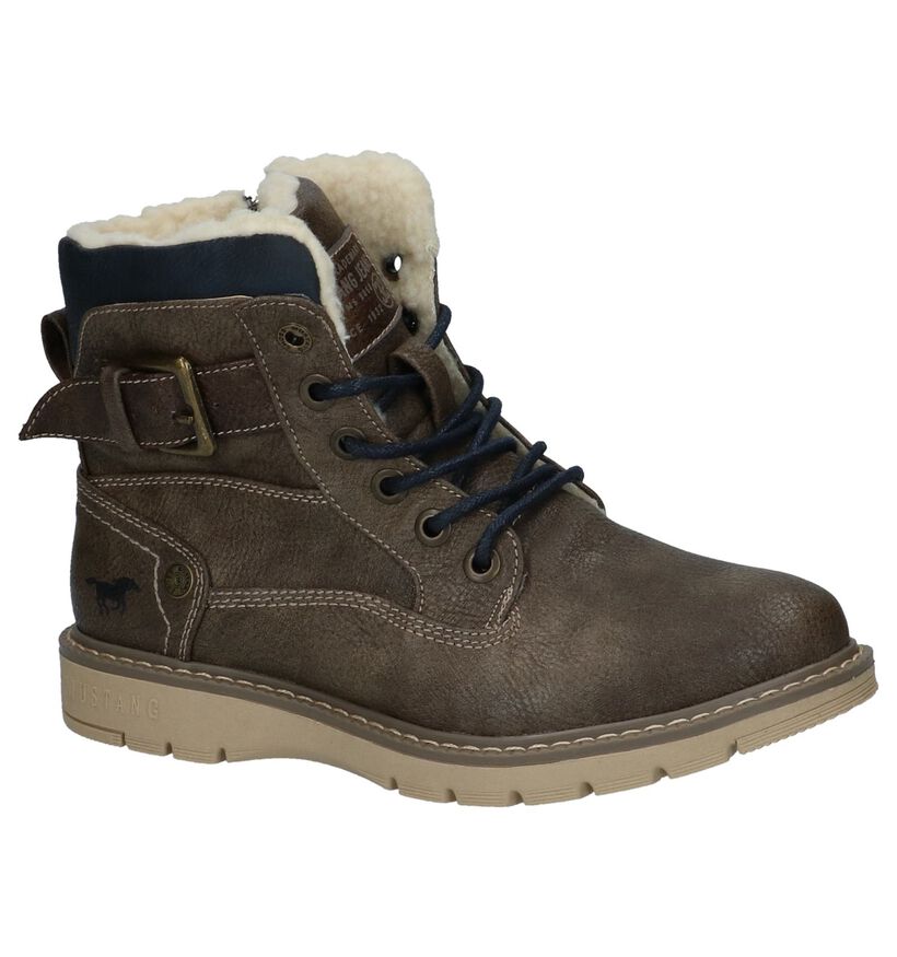 Mustang Chaussures hautes en Brun foncé en simili cuir (222887)