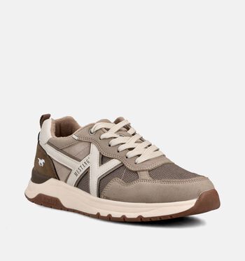 Mustang Chaussures plates Marron