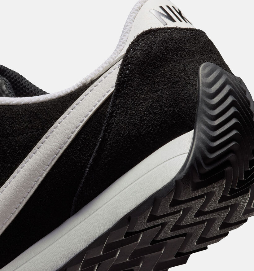 Nike Pacific Zwarte Lage Sneakers voor dames (376103)