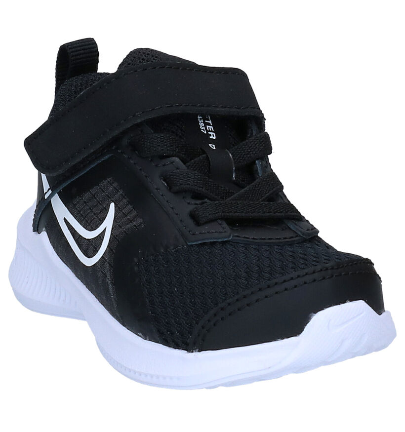 Nike Downshifter Zwarte Sneakers in stof (291278)