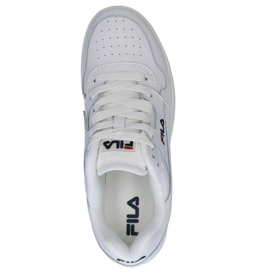 Fila Arcade Low Witte Sneakers in kunstleer (274636)