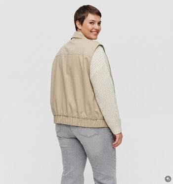 ONLY Carmakoma Vesten Beige