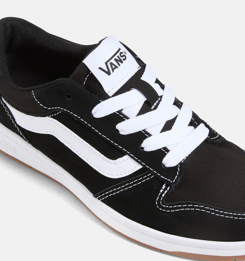 Vans Ryland Baskets pour skate en Noir pour femmes (351400)