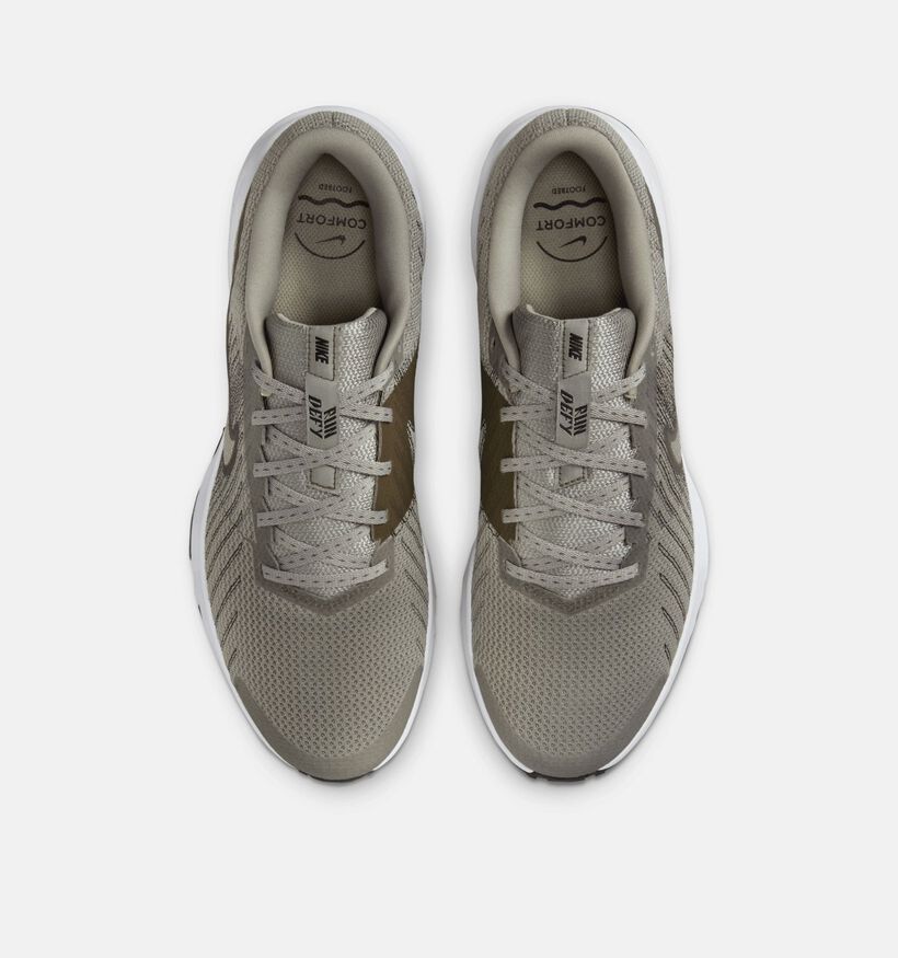 Nike Run Defy Baskets basses en Vert kaki pour hommes (376129)