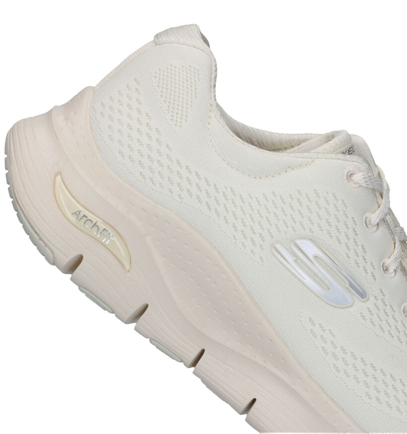 Skechers Arch Fit Baskets en Écru pour femmes (319357) - pour semelles orthopédiques