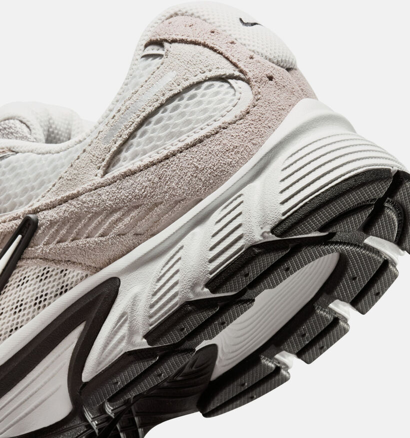 Nike V5 RNR Baskets basses en Blanc pour hommes (383785)