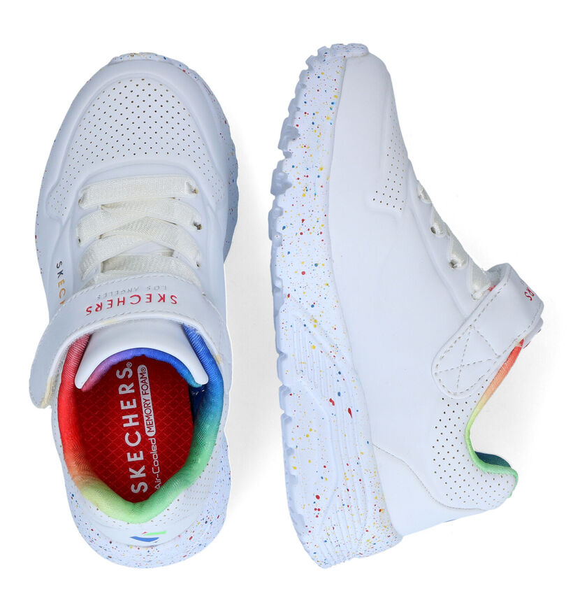 Skechers Uno Lite Rainbow Baskets en Blanc pour filles (318194)