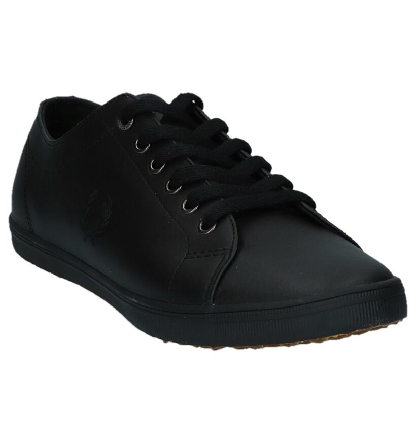 Fred Perry Chaussures basses en Noir en cuir (240419)