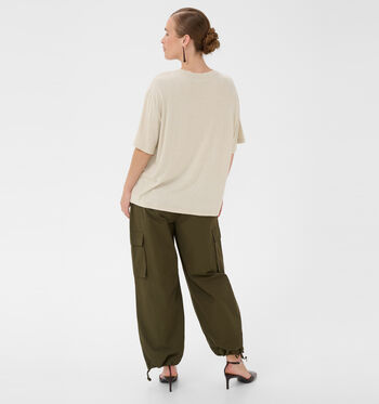 Culture T-shirts Beige