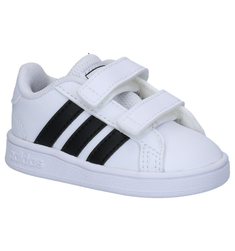 adidas Grand Court Baskets en Blanc en simili cuir (307964)