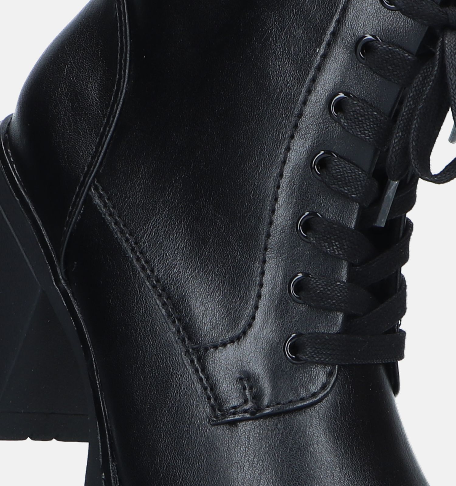 Marco Tozzi Bottines avec talon carr en Noir Femmes Bottines