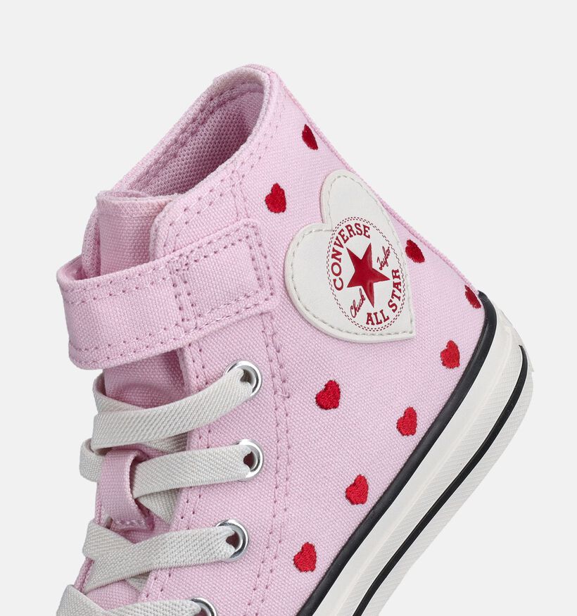 Converse Chuck Taylor All Star Hearts Easy-On Hi Ps Baskets montantes en Rose pour filles (368931)