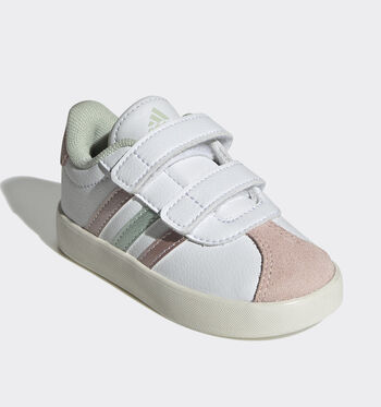 adidas VL Court 3.0 Low Baskets Cloud White / Linen Green Met. / Sandy Pink Met./Cloud White/ Linen Greyen Metallic/ Sandy Pink Metallic/Cloud White/ Clear Pink/ Better Scarlet/Aurora Plum/Zero Metallic/Pink Gum