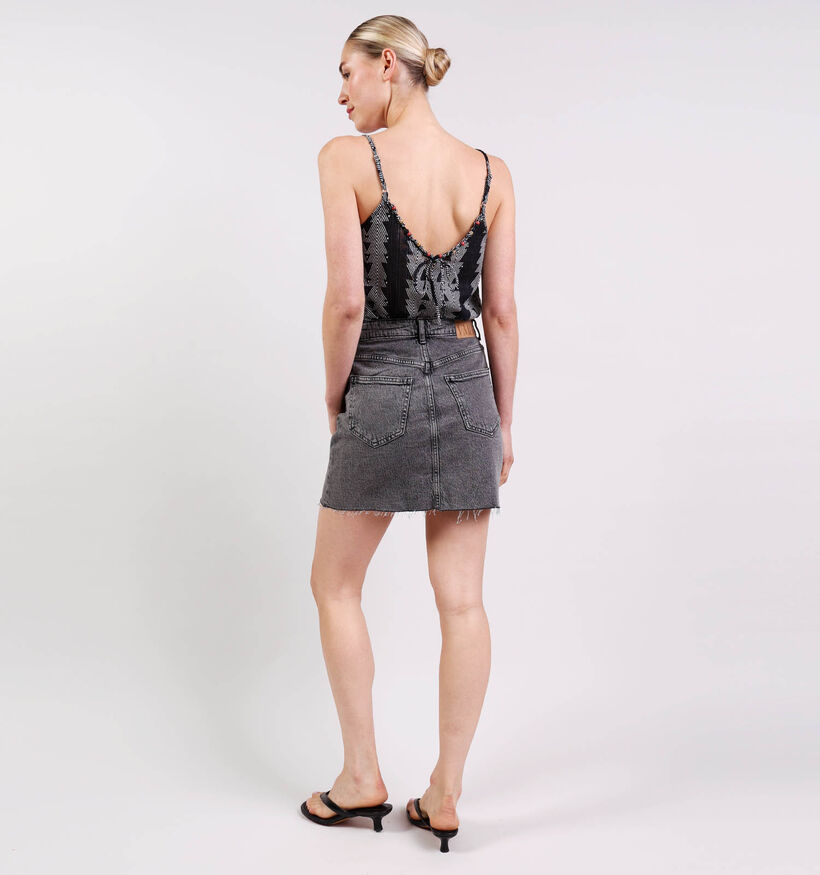 Vero Moda Tessa Denim Jupe mi-longue en Gris pour femmes (367170)
