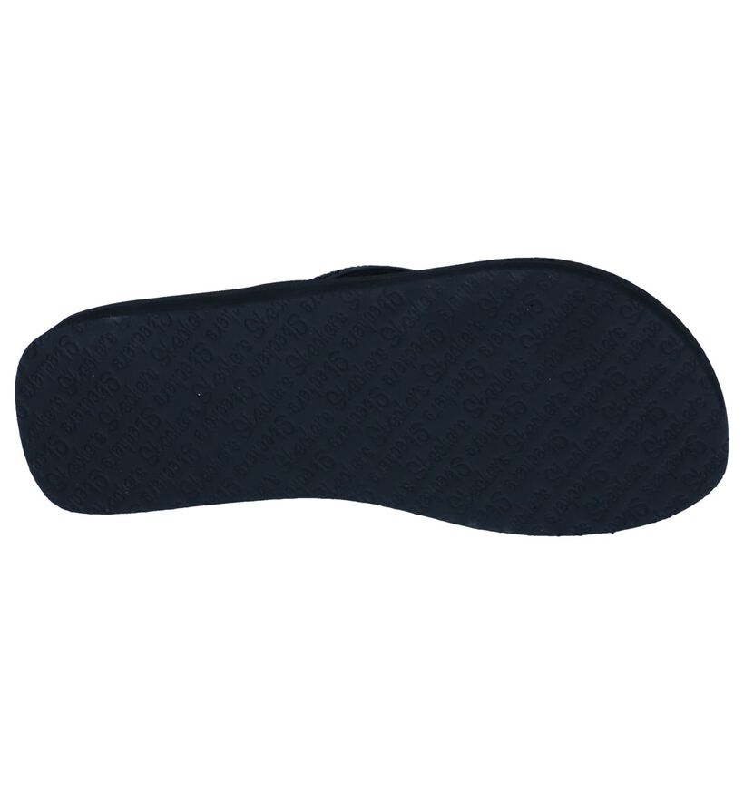 Zwarte Slippers Skechers Yoga Foam in stof (240500)