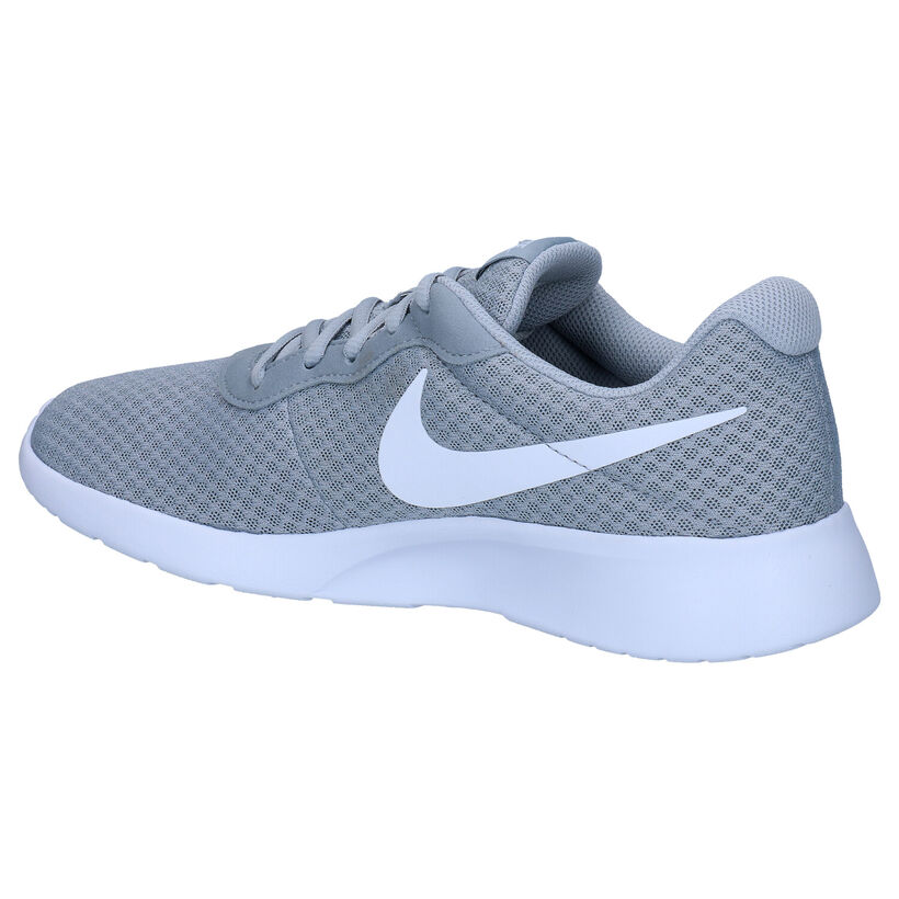 Nike Tanjun Zwarte Sneakers voor heren (309098)