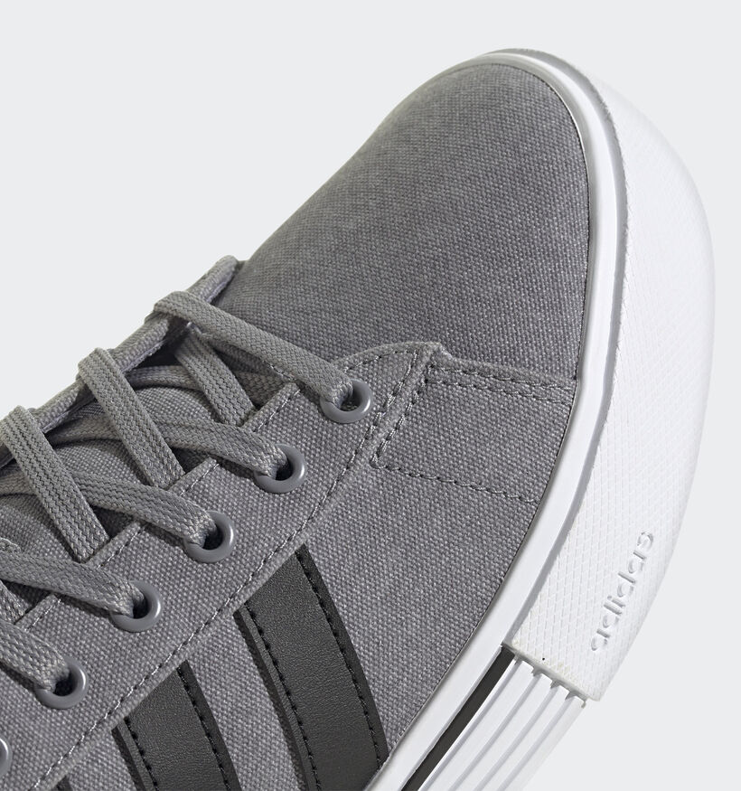 adidas Baskets basses en Gris pour hommes, garçons (350258) - pour semelles orthopédiques