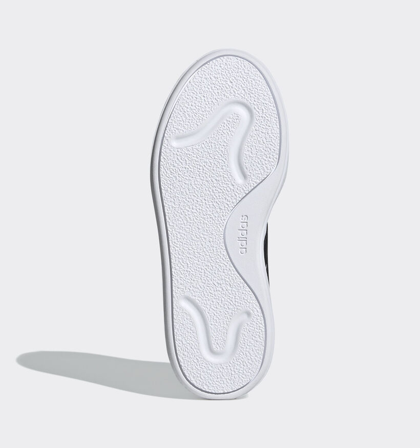 adidas Courtblock Witte Sneakers voor jongens, meisjes (343213) - geschikt voor steunzolen