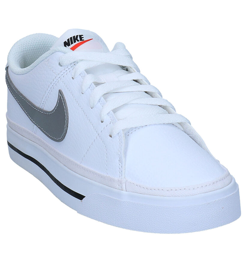Nike Court Legacy Baskets en Blanc pour femmes (299443)