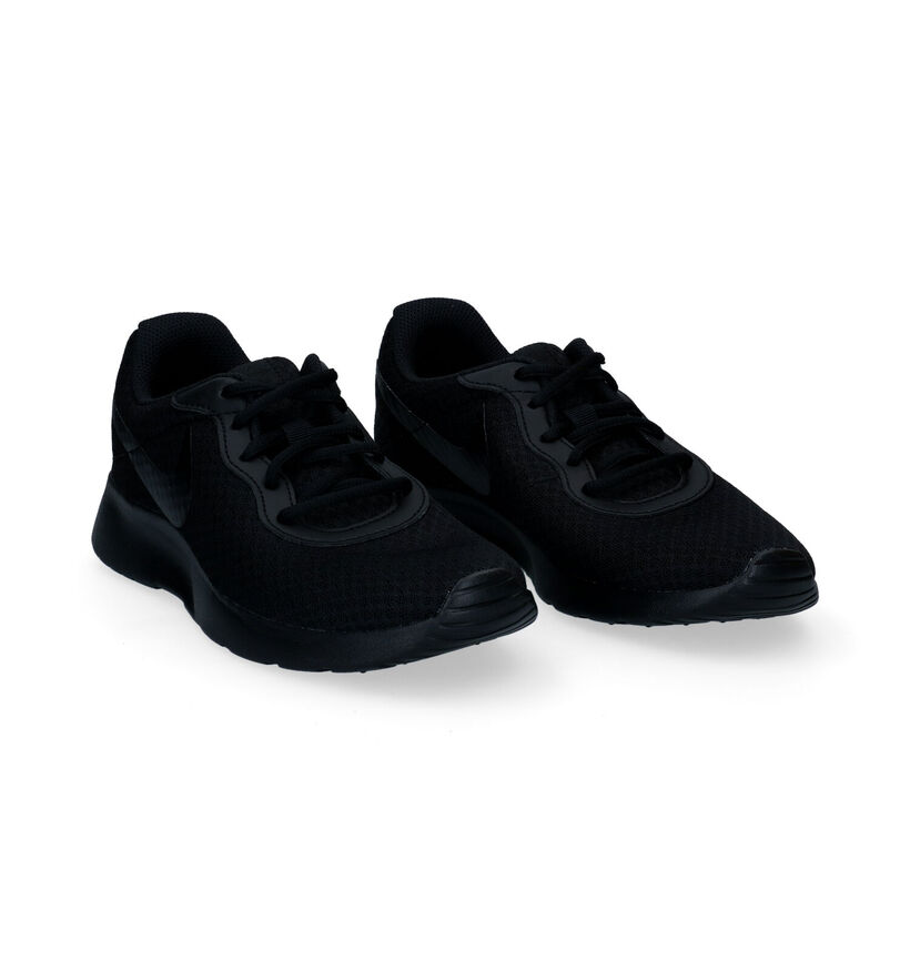 Nike Tanjun Zwarte Sneakers in stof (283865)