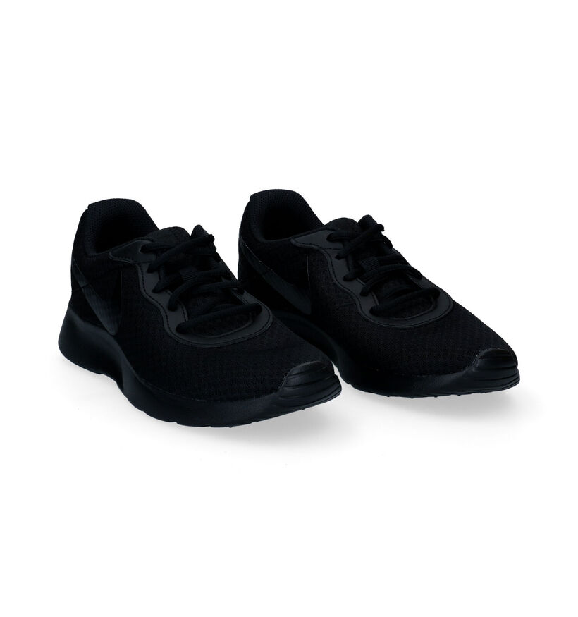 Nike Tanjun Zwarte Sneakers voor dames (324623)