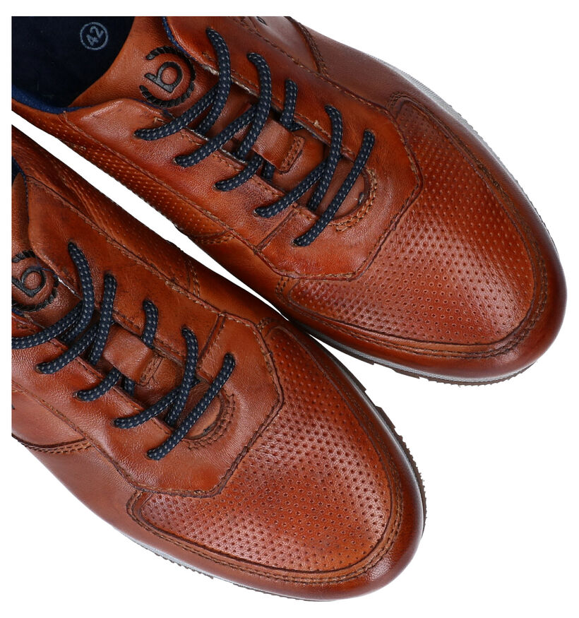 Bugatti Chaussures à lacets en Cognac en cuir (285120)