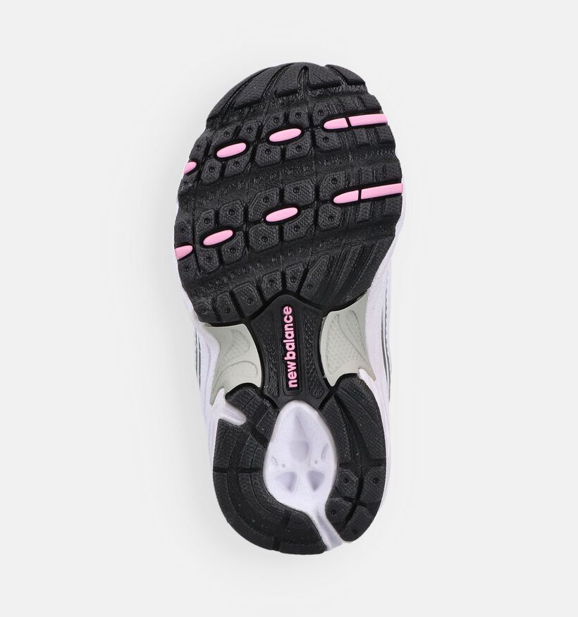 New Balance 530 Witte/Roze Sneakers voor meisjes (375131) - geschikt voor steunzolen