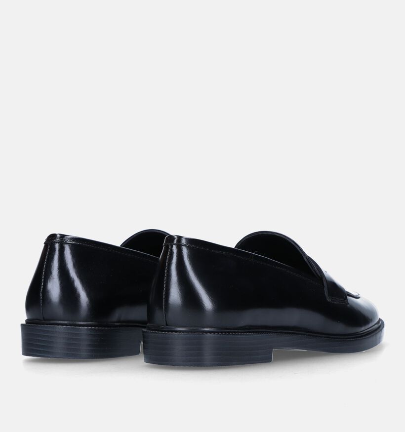 Inuovo Loafers en Noir pour femmes (333379)