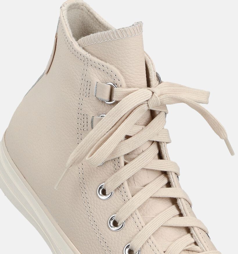 Converse Chuck Taylor All Star Leather Baskets montantes en Ecru pour femmes (359971) - pour semelles orthopédiques