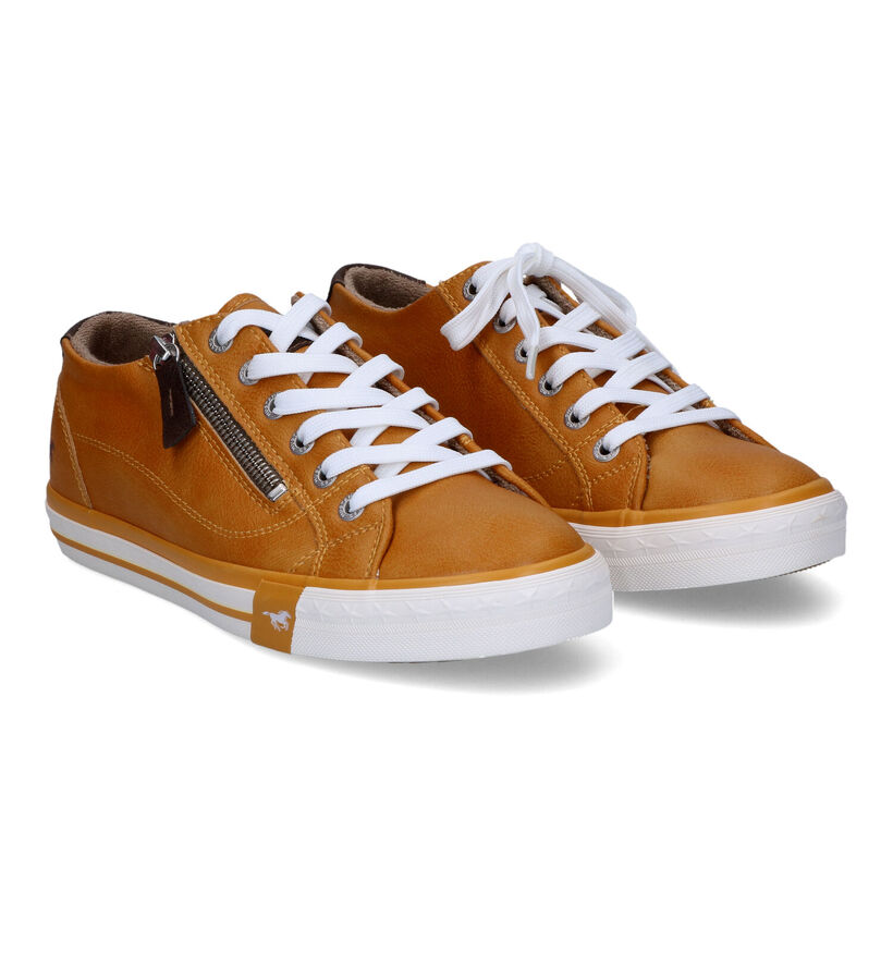 Mustang Baskets casual en Jaune ocre en simili cuir (313803)