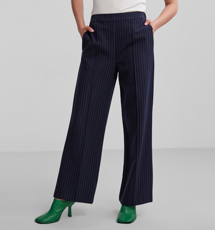 Pieces Bossy Pantalon rayé en Bleu pour femmes (337709)