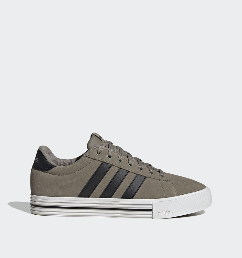adidas Daily 4.0 Baskets basses en Vert Kaki pour hommes (372597)