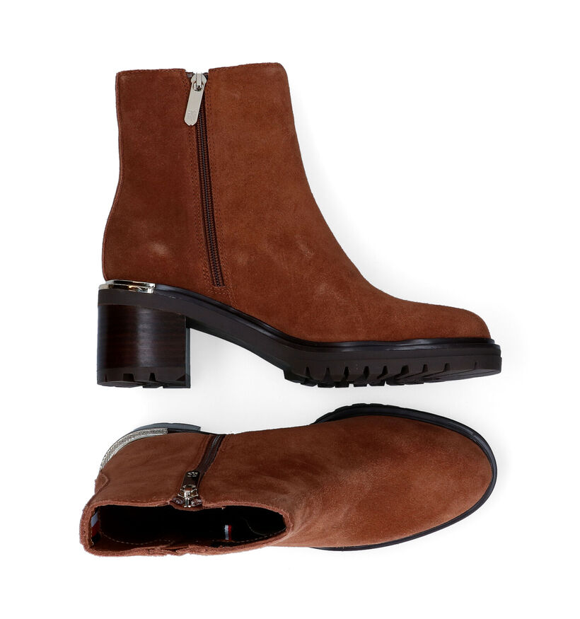 Tommy Hilfiger Monochromatic Cognac Chelsea Boots in daim (295218)