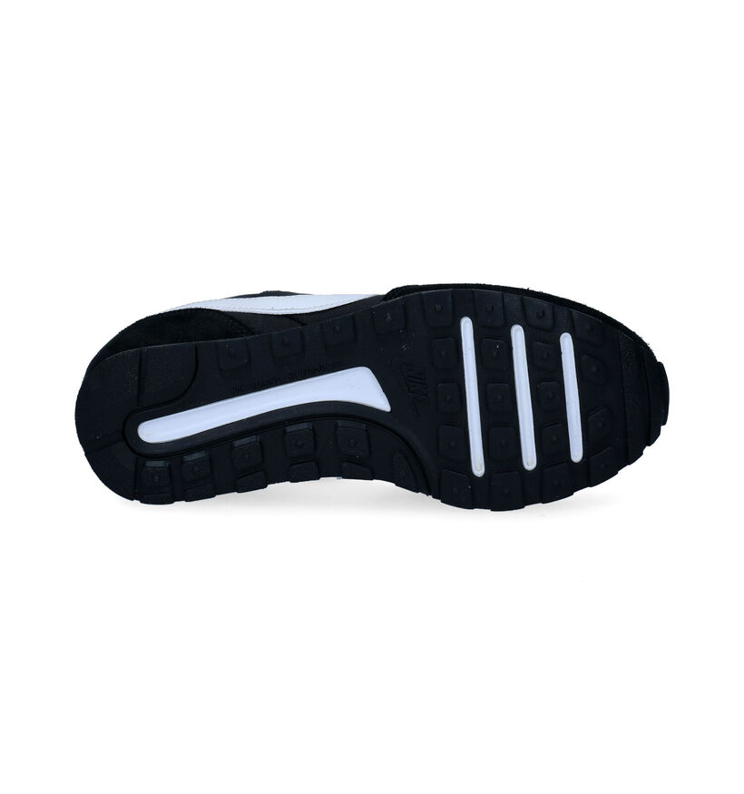Nike MD Valiant Baskets en Blanc pour filles, garçons (319515) - pour semelles orthopédiques