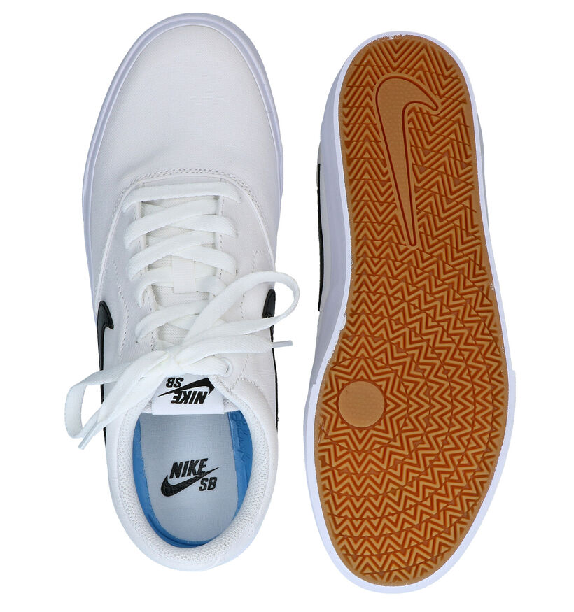Nike SB Charge Solarsoft Witte Sneakers in stof (299284)