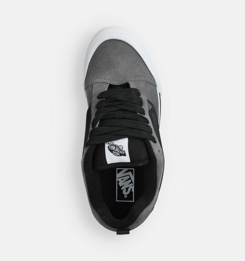 Vans Knu Skool Baskets en Gris pour hommes (360230)