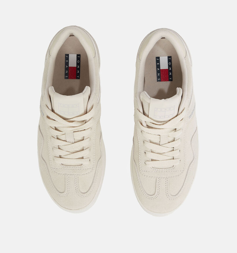 Tommy Hilfiger Baskets à plateforme en Écru pour femmes (349706)