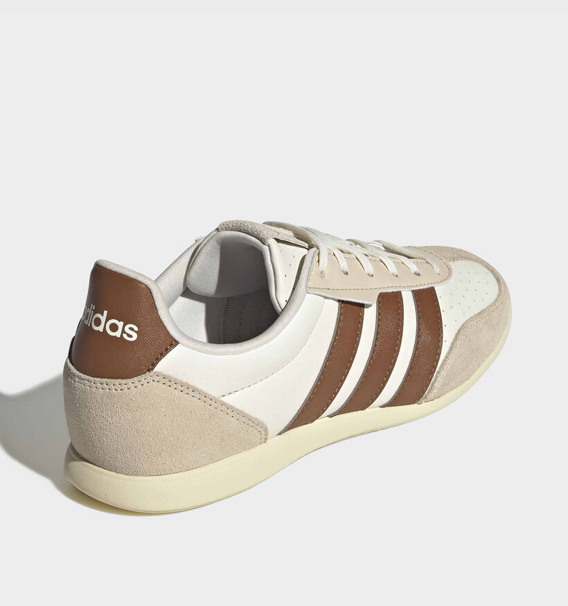 adidas Barreda Lo Witte/Bruine Sneakers voor dames (372574)