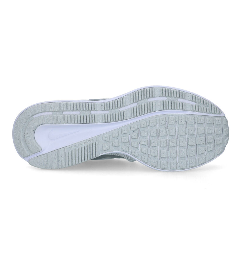 Nike Run Swift 3 Baskets en Blanc pour femmes (319223)