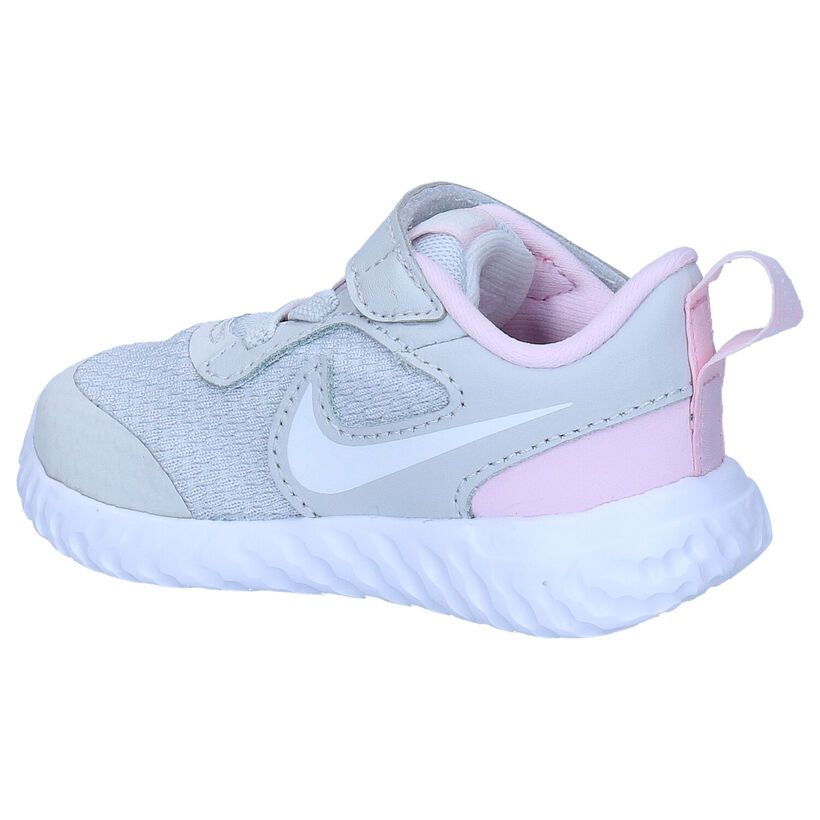 Nike Revolution Grijze Sneakers in stof (291167)