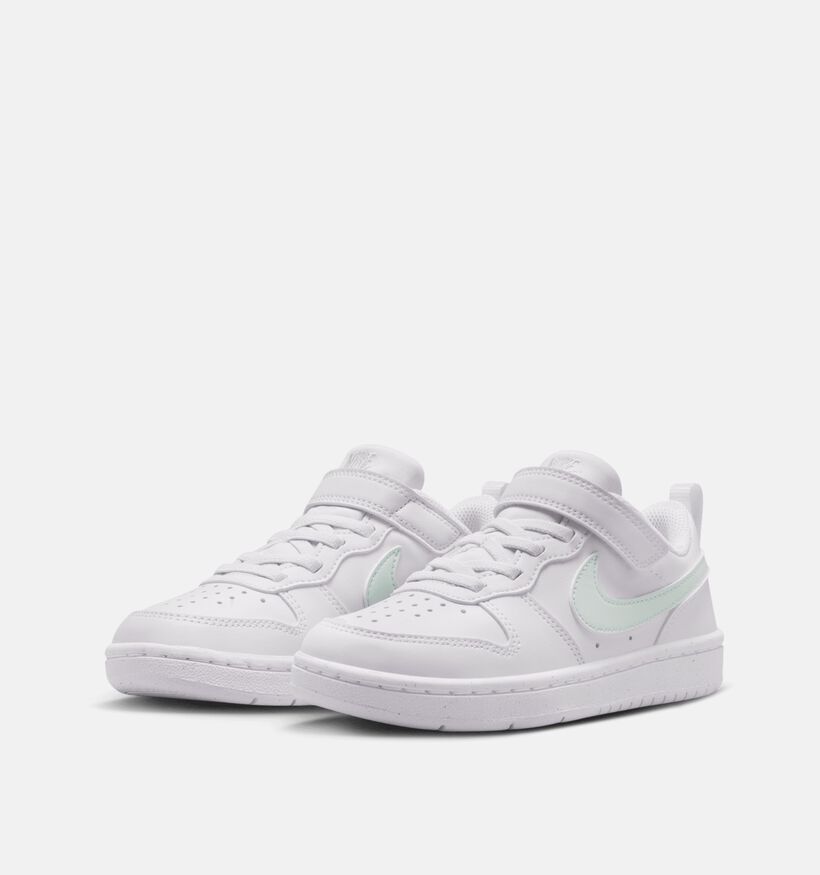 Nike Court Borough Low Baskets en Blanc pour filles (373421) - pour semelles orthop&eacute;diques