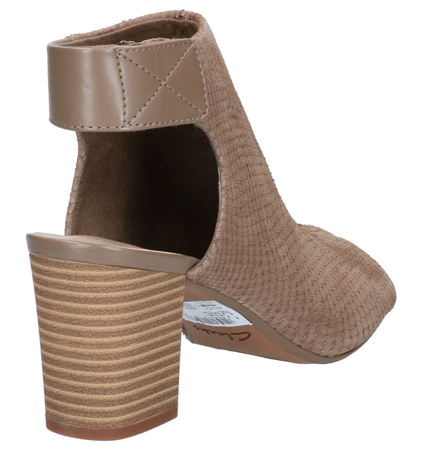 Clarks Deva Bell Sandales en Kaki en nubuck (265506)