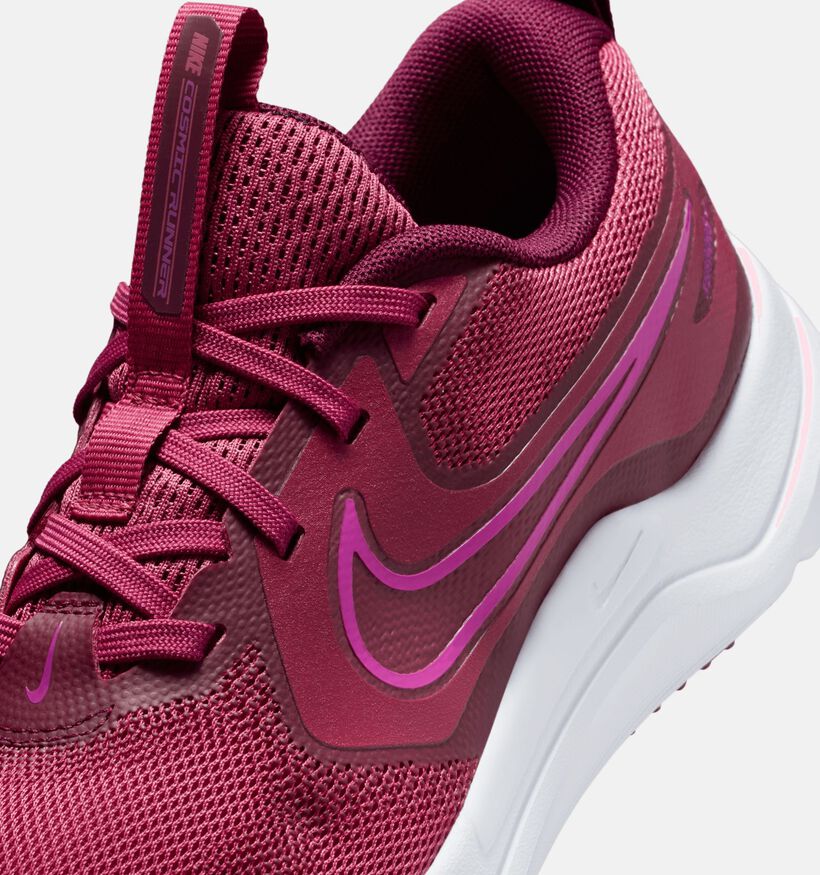 Nike Cosmic Runner Bordeaux Sneakers Nike Cosmic Runner Bordeaux Sneakers voor meisjes (373464)
