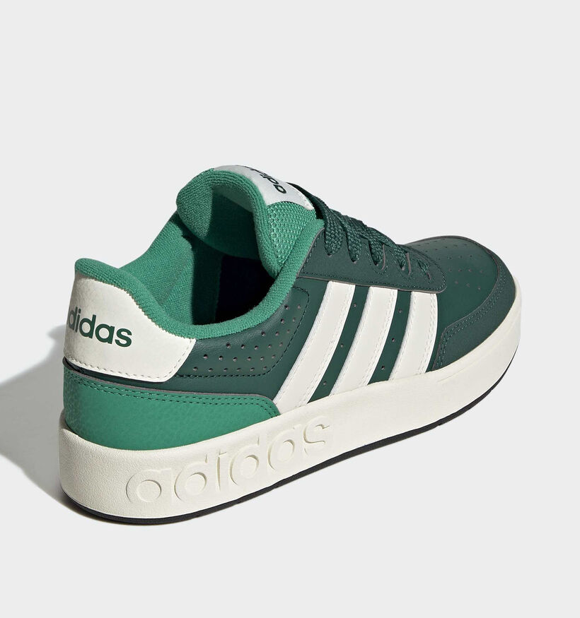 adidas Breakbase Baskets en Vert pour gar&ccedil;ons (380577)