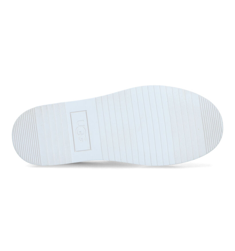 UGG Alameda Chaussures sans lacets en Noir pour femmes (346043)