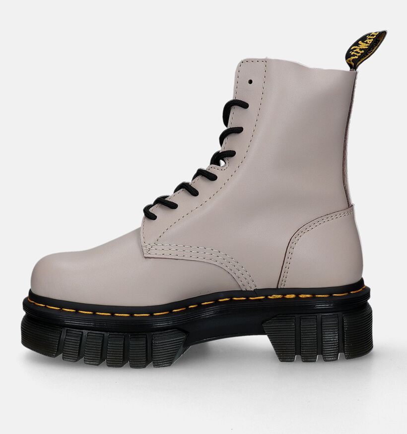 Dr. Martens Soft Wair Audrick 8I Boots en Écru pour femmes (327802) - pour semelles orthopédiques